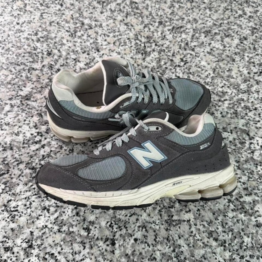 New Balance 2002R Steel Blue Sneaker Shoe M8.5 M2002RFB